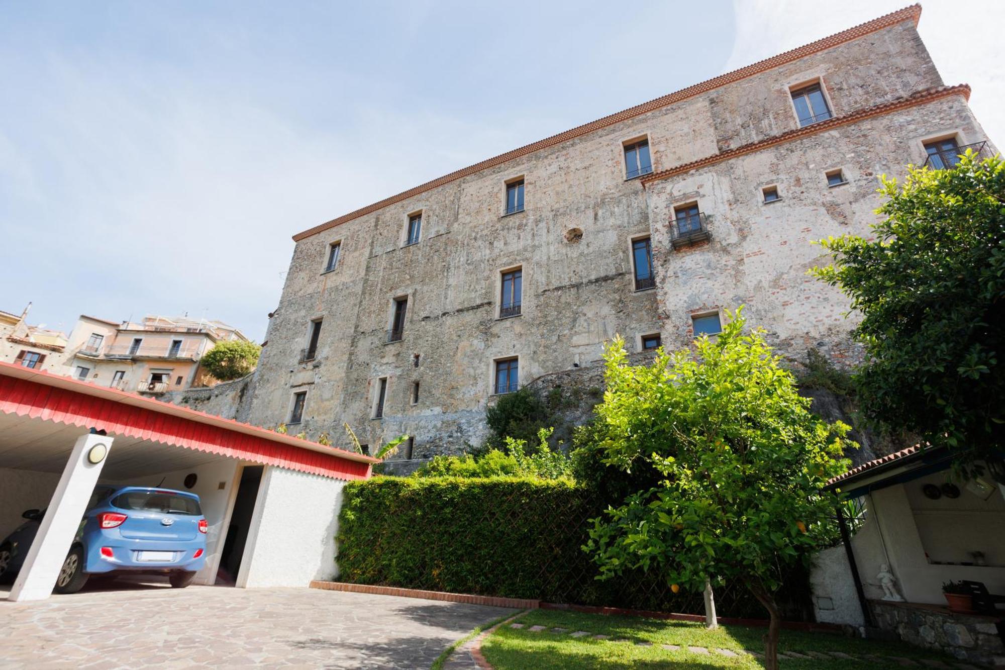 Apartament The Lemon Tree House Scalea Zewnętrze zdjęcie